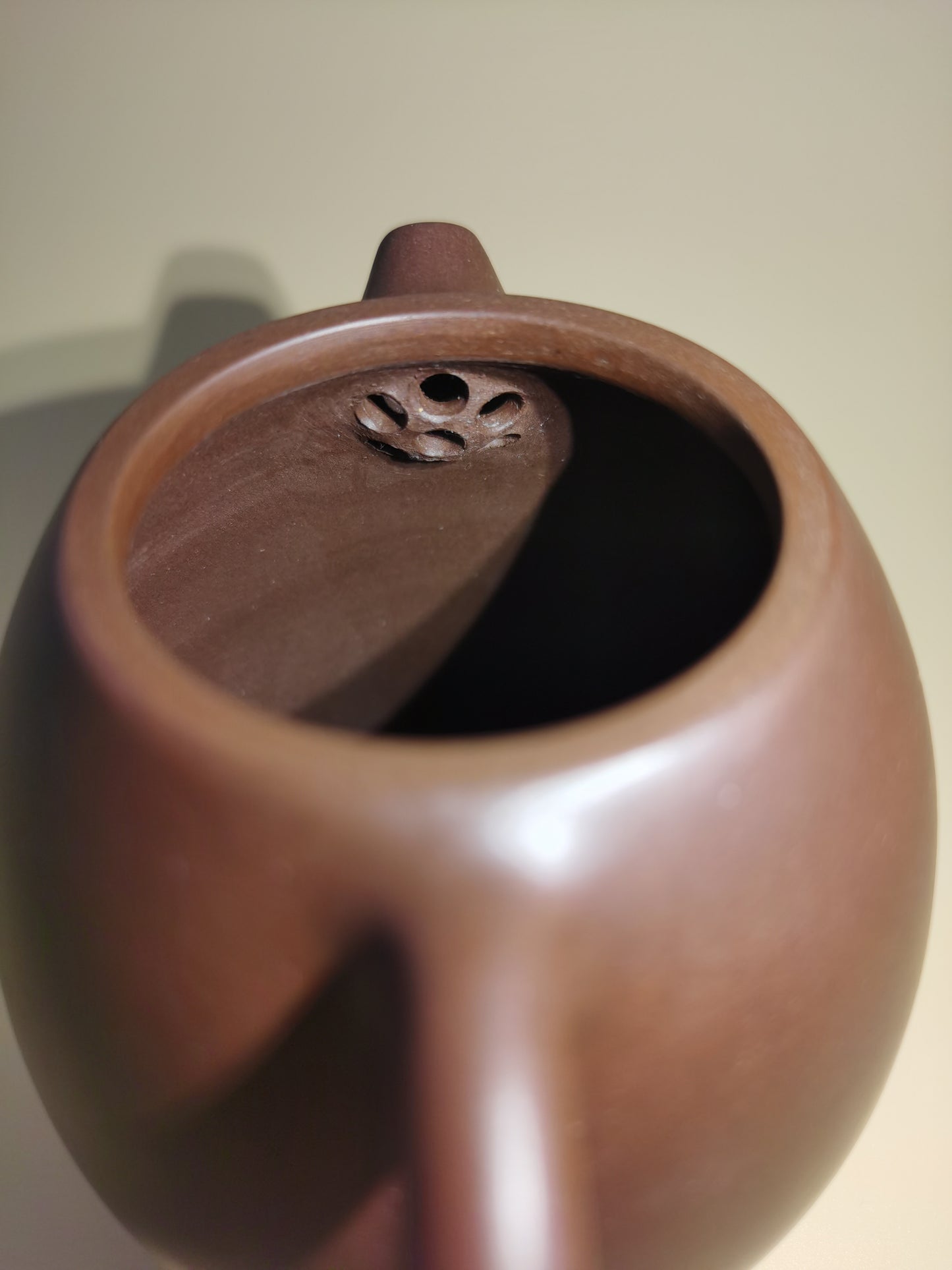 Siyutao teapot dragon egg handcrafted 210ml